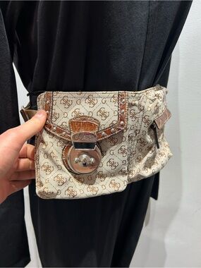 Y2K Guess Vintage Monogram Logo Bag